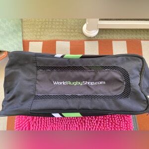New World Rugby Shop Vented Zipper Tote/Boot Bag So Well Made Double ZIP Hanger